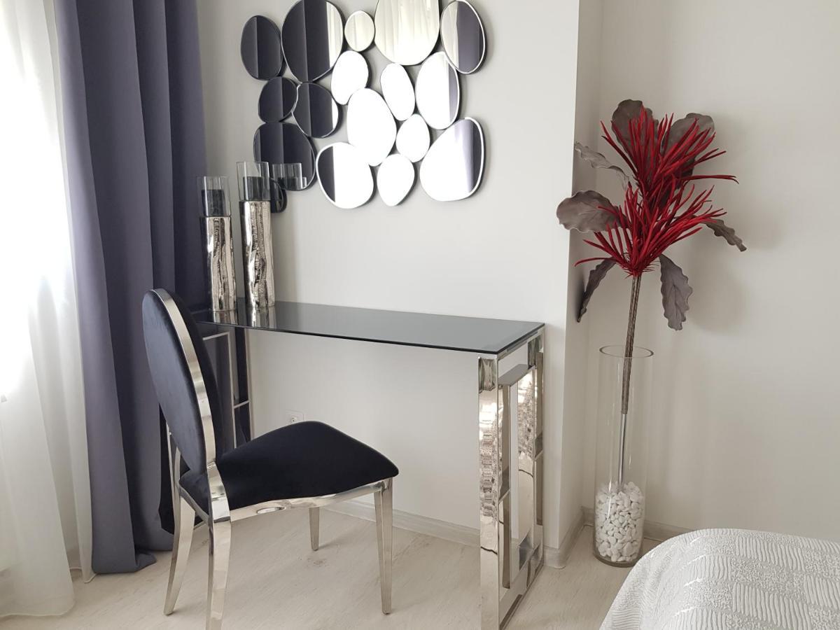 Apartment Alonisos Lux ブラショフ エクステリア 写真