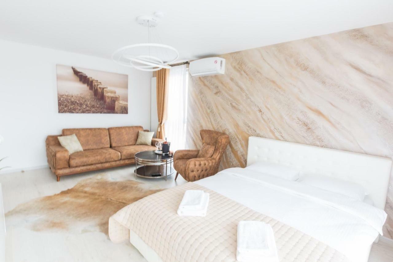 Apartment Alonisos Lux ブラショフ エクステリア 写真