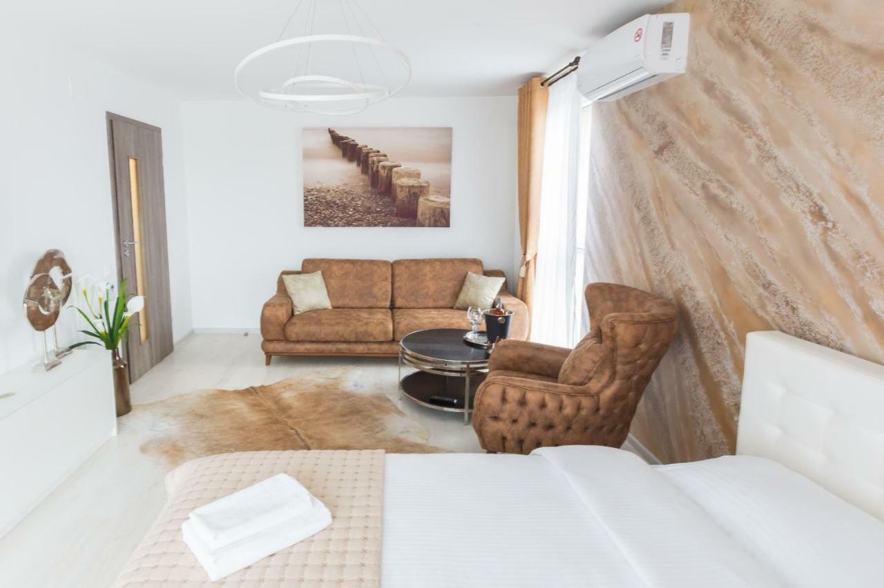Apartment Alonisos Lux ブラショフ エクステリア 写真